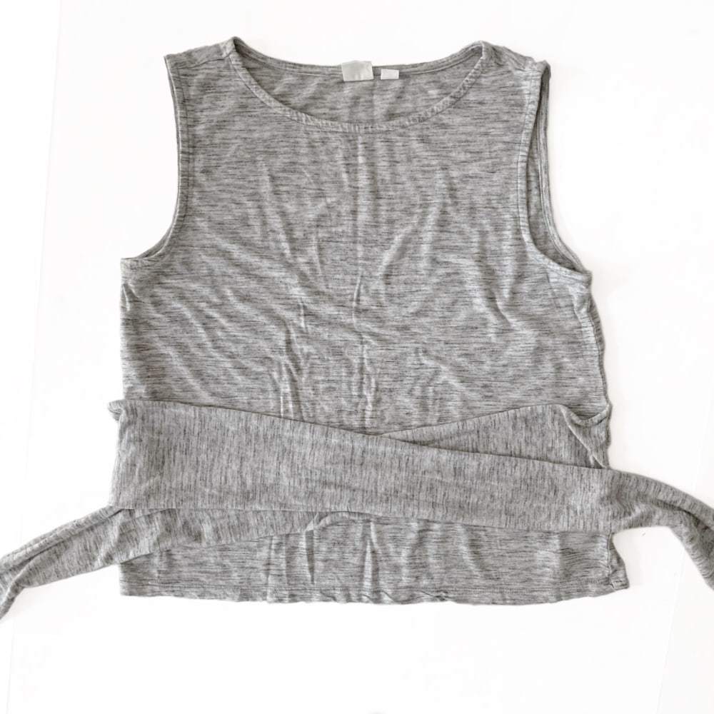 Gap tie waist tank top heathered gray M